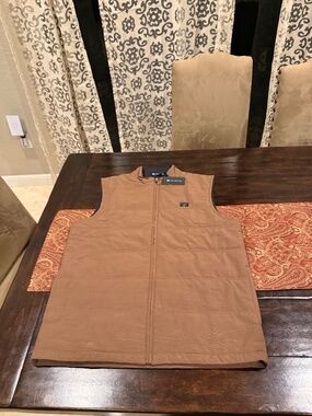 Travis Mathew Men's Large Brown Cold Heart 2.0 Vest MSRP $119.95